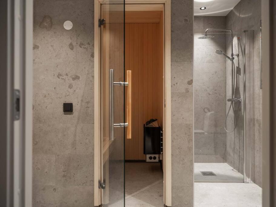 Chic Are Apt For 6 Ski-In-Ski-Out With Sauna Esterno foto